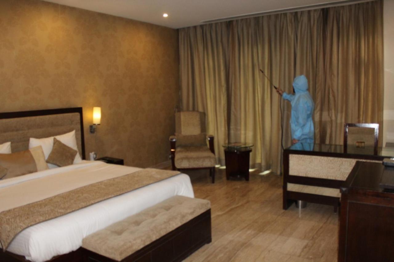 Royal Residence Iffco Chowk Gurgaon Buitenkant foto