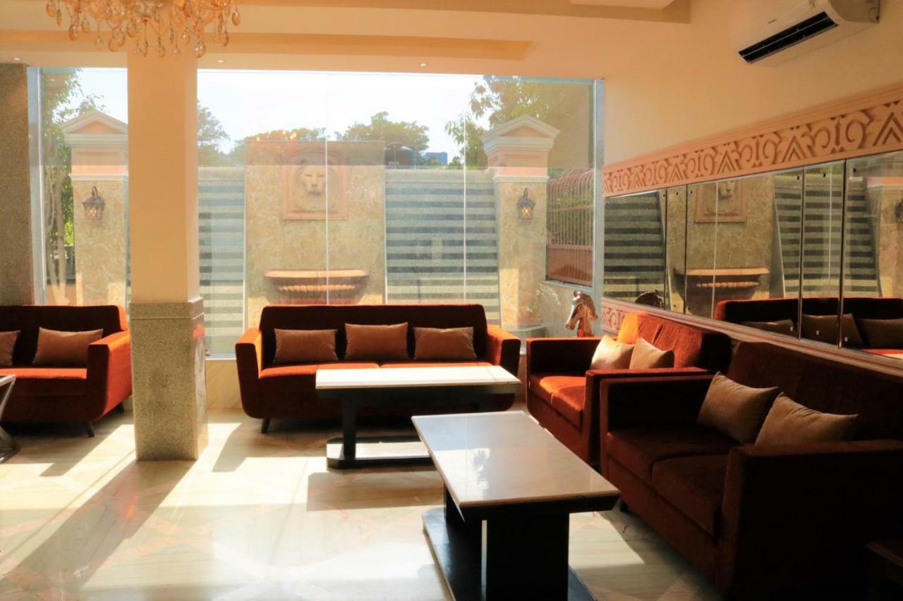 Royal Residence Iffco Chowk Gurgaon Buitenkant foto