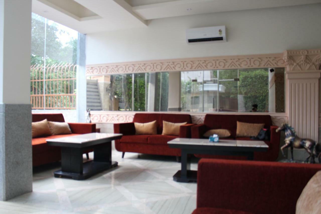 Royal Residence Iffco Chowk Gurgaon Buitenkant foto