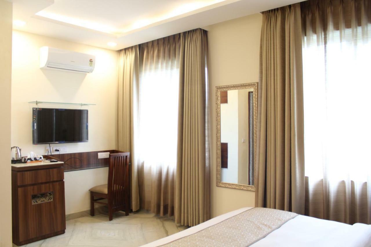Royal Residence Iffco Chowk Gurgaon Buitenkant foto